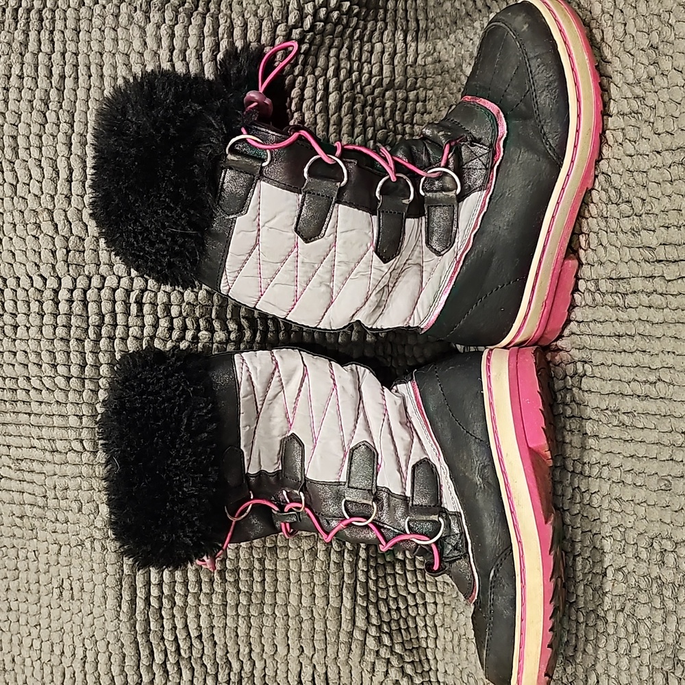 Justice girls winter boots size 12